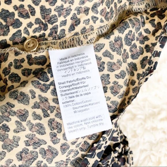 J. CREW Black & Tan Leopard Print Keyhole Back Top size Small - Picture 8 of 8